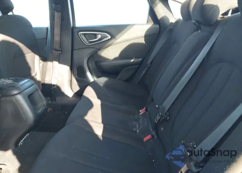 2015 Chrysler 200 Limited z USA, uszkodzony, nr VIN 1C3CCCAB9FN640407